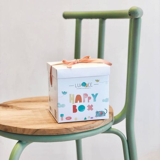 HAPPY BOX OF LUA & LEE